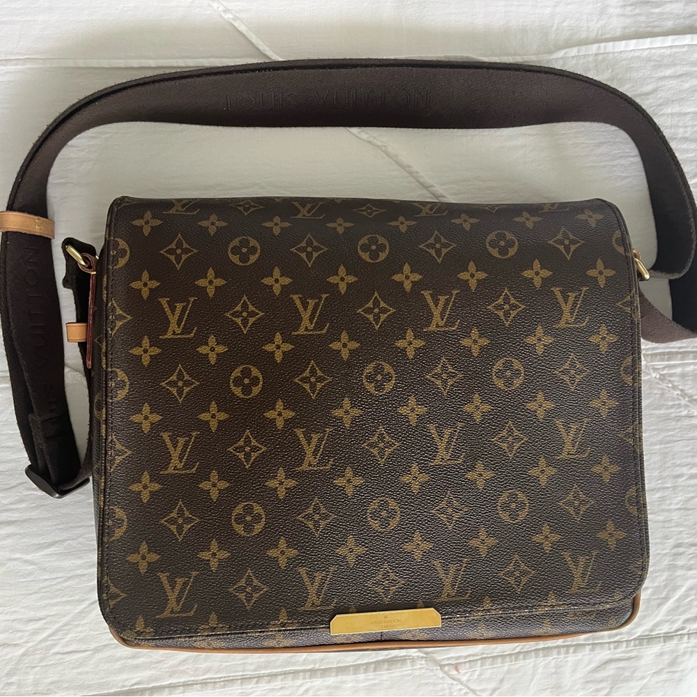 Louis Vuitton Men’s Briefcase Bag